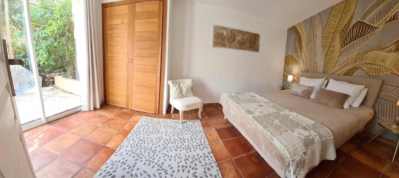 Salvacintoggio -votre Avec Piscine Privee- Villa Porto-Vecchio (Corsica)